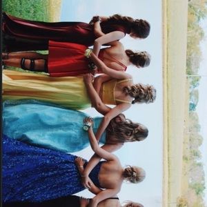 Meet your Posher, Danica